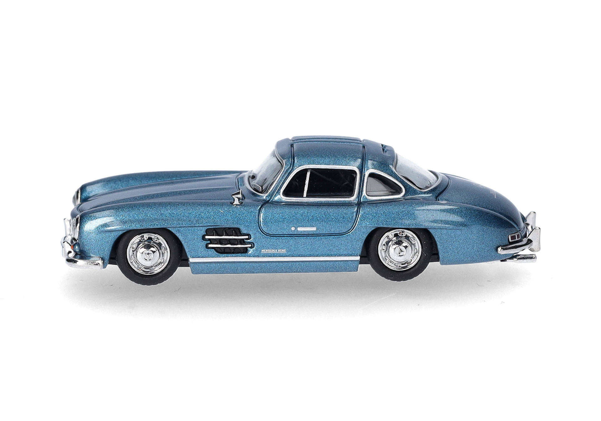 Mercedes-Benz 300 SL gull-winged doors, light blue metallic