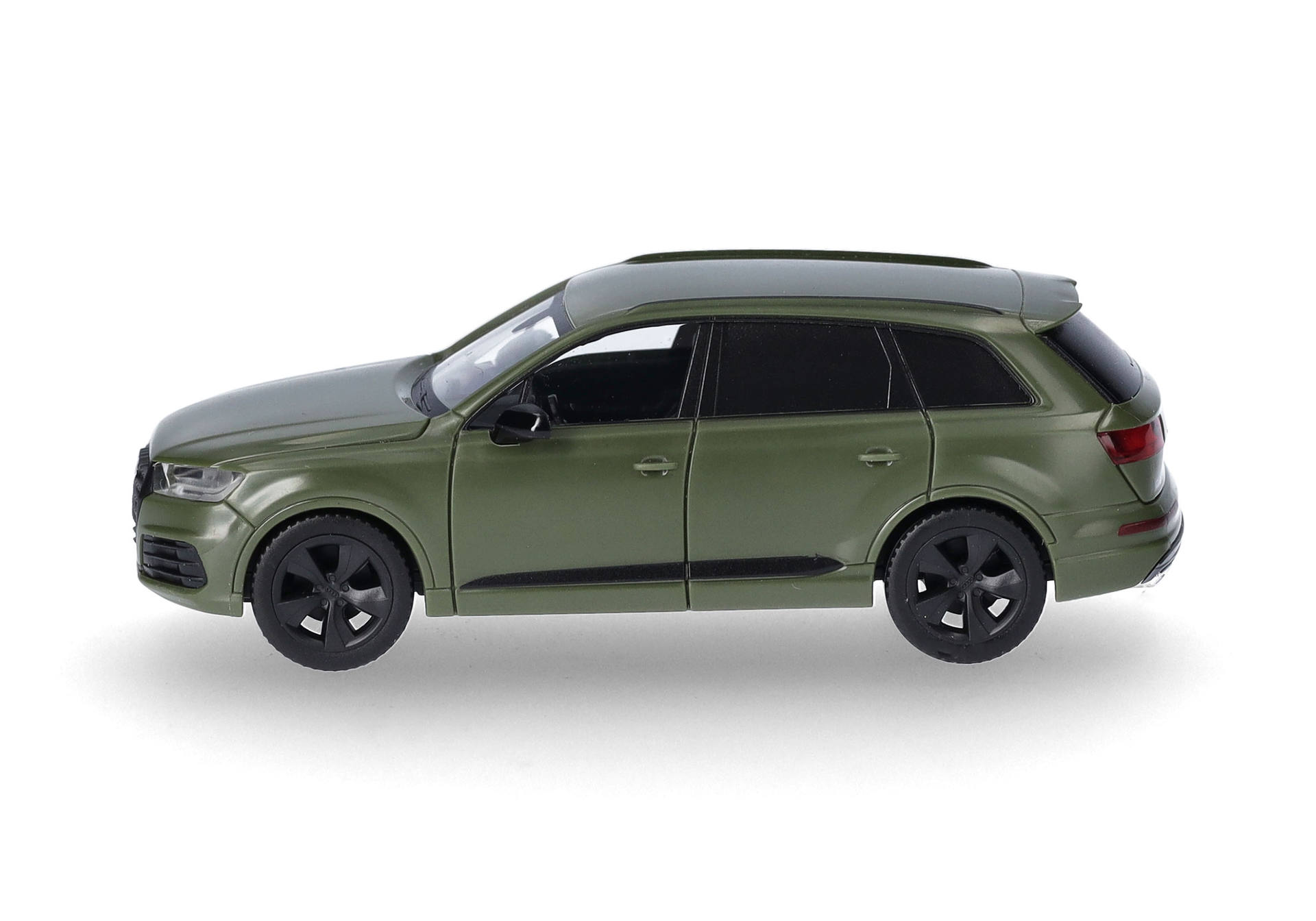 Audi Q7 with tinted windows, olive green