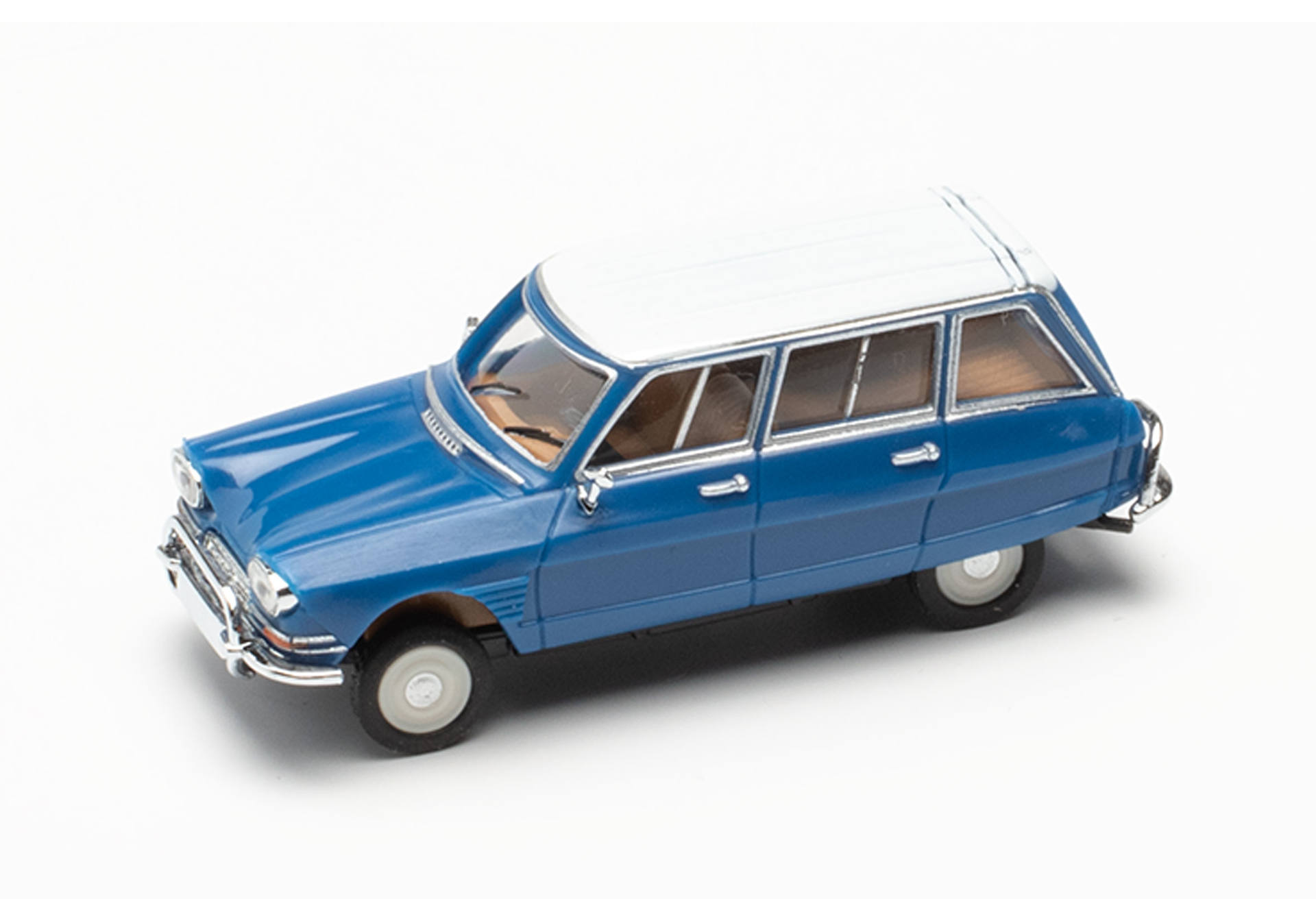 Citroen AMI 6 Break, gentian blue with white roof