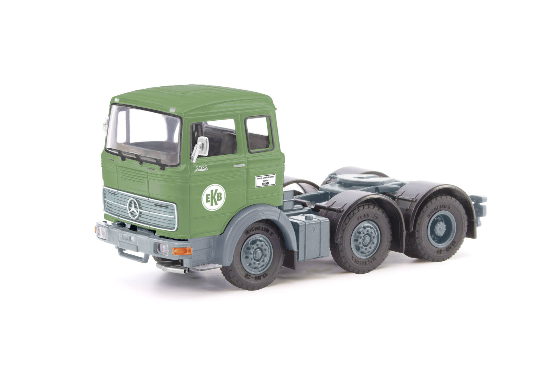 Mercedes-Benz LPS 2032 rigid tractor "Kieserling"