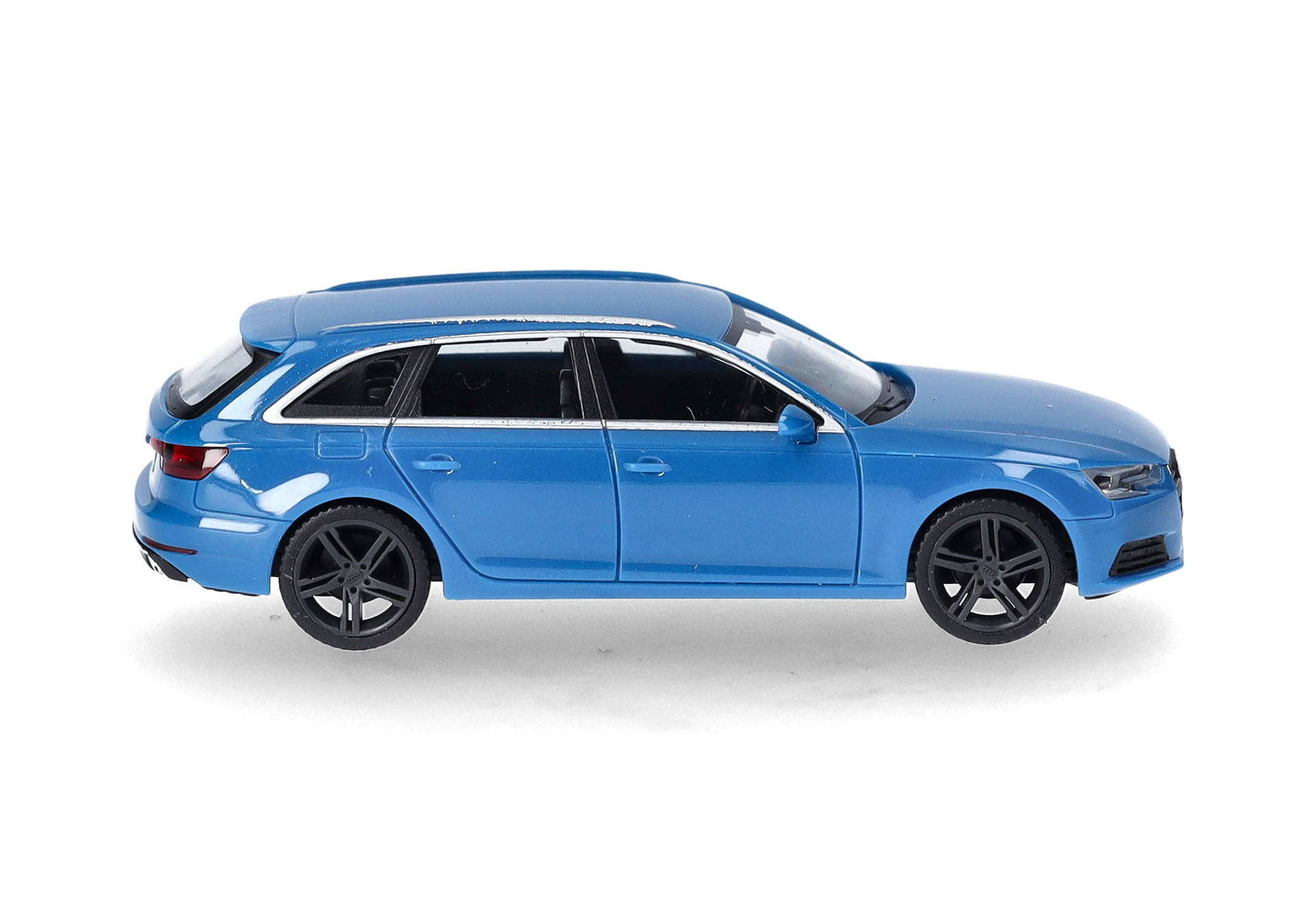 Audi A4 Avant, turbo blue