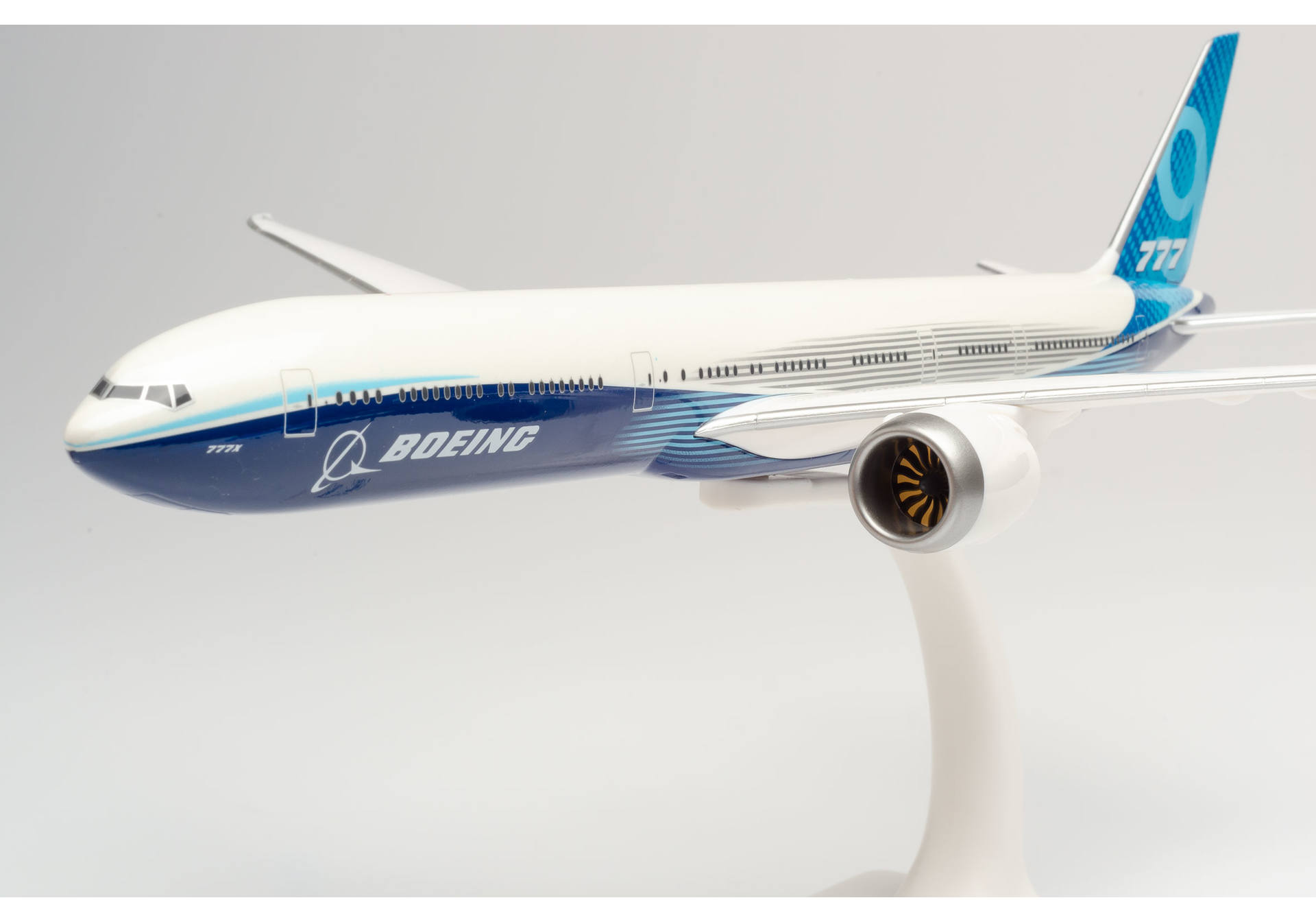 Boeing 777-9 – N779XW