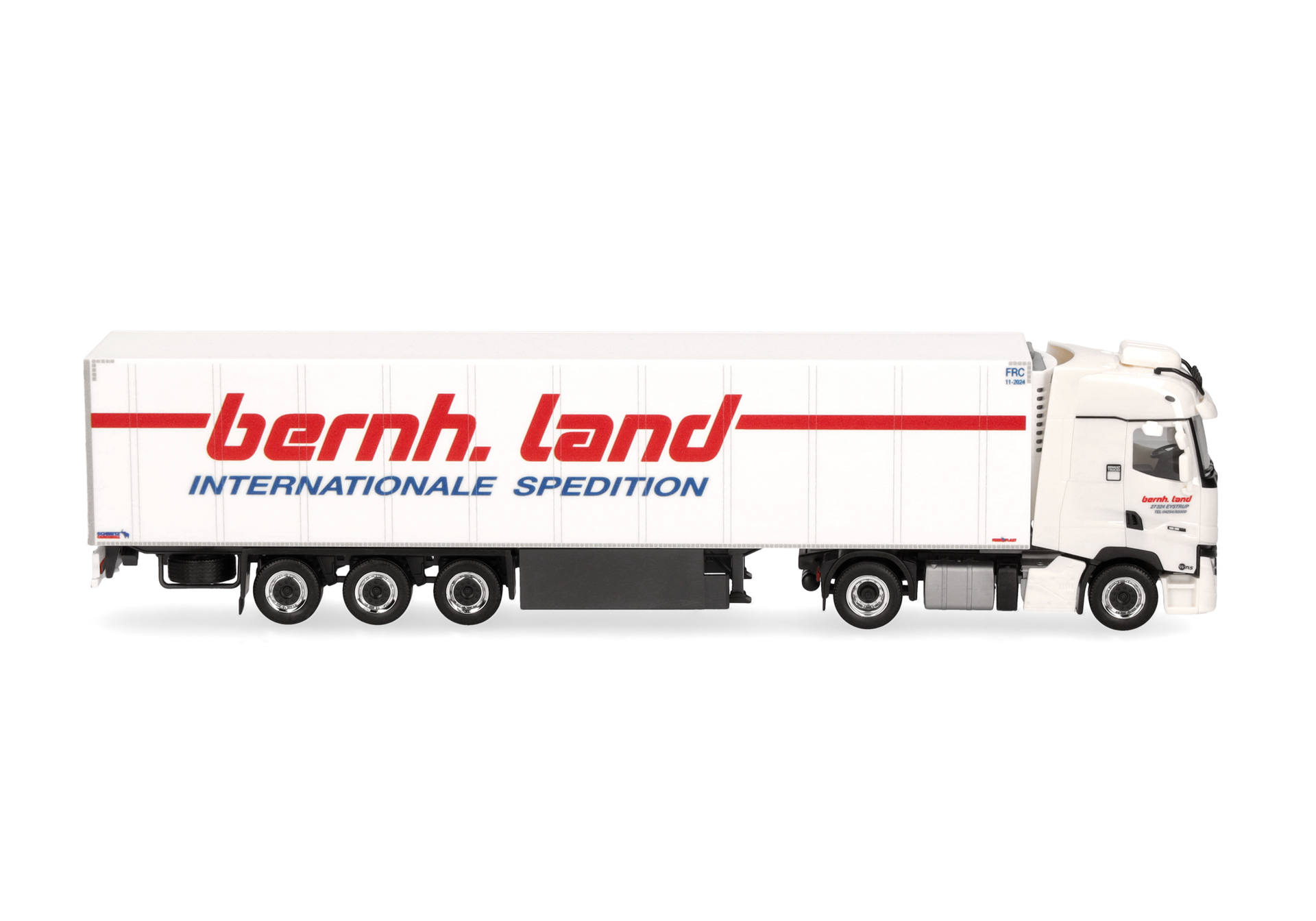 Renault T facelift refrigerated box semitrailer truck "Bernhard Land" (Lower Saxnoy/Eystrup)