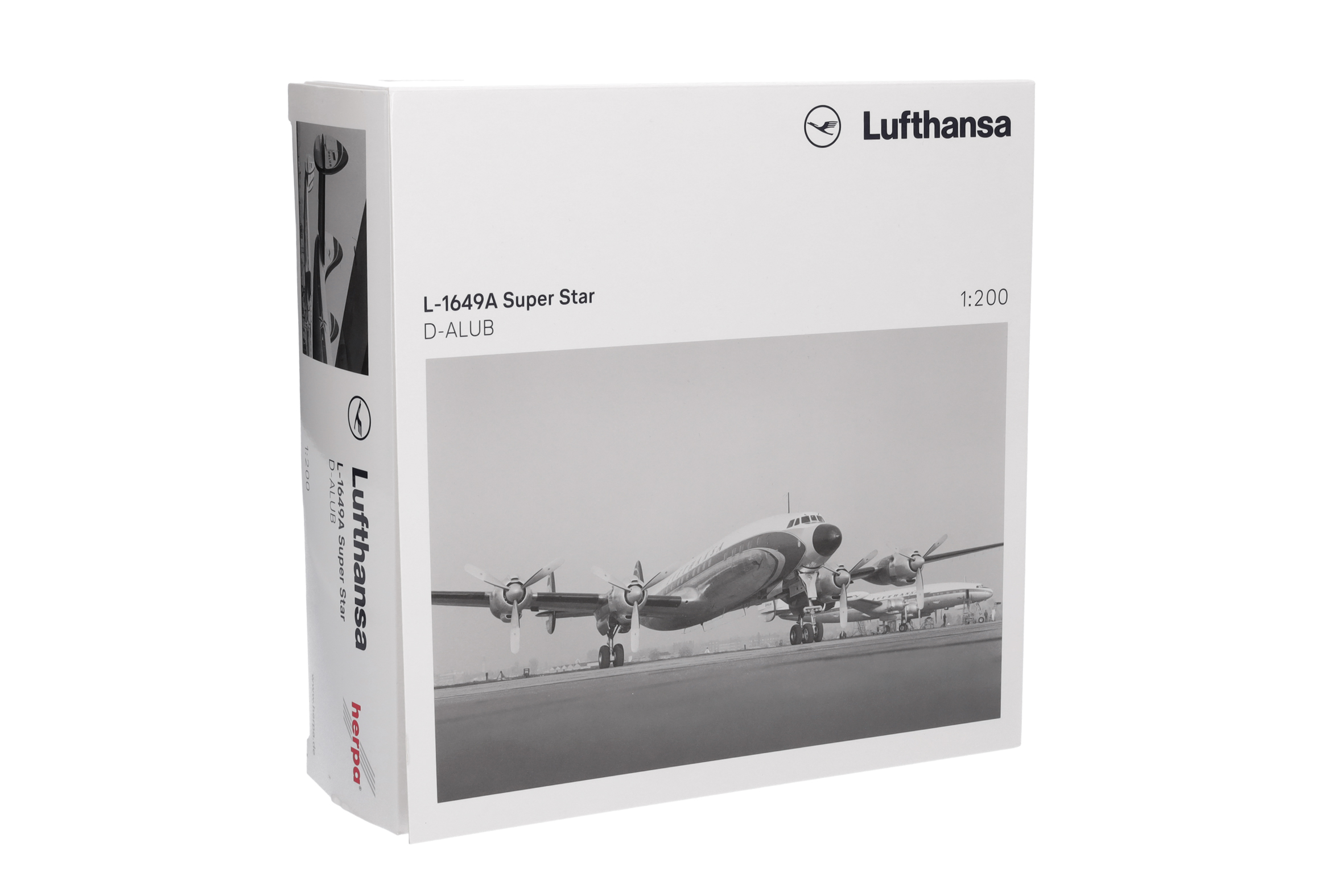Lufthansa Lockheed L-1649A Super Star - delivery color scheme