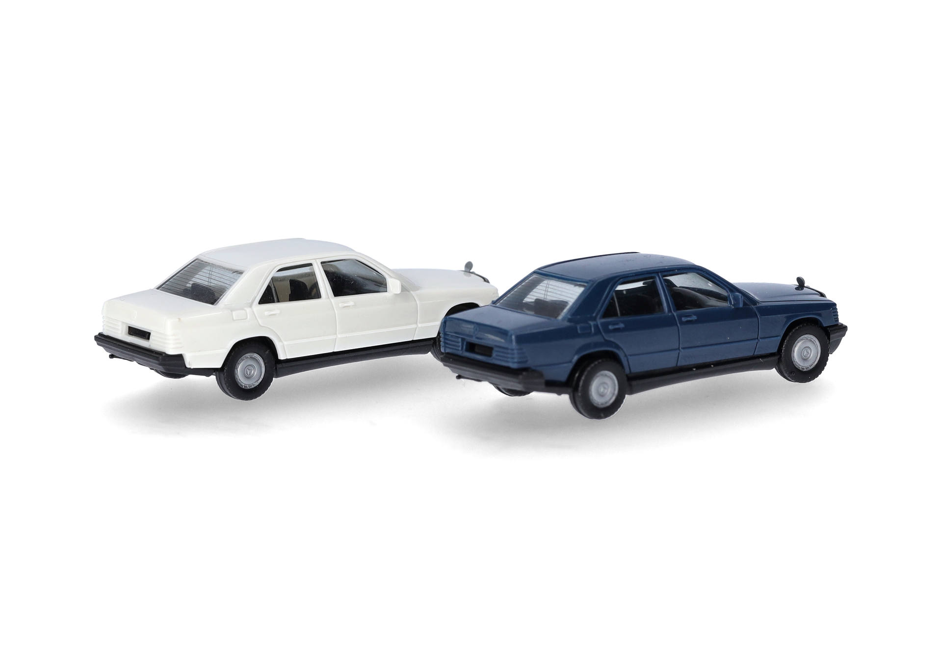 Herpa MiniKit: Mercedes-Benz 190E, set of 2, labrador blue/classic white