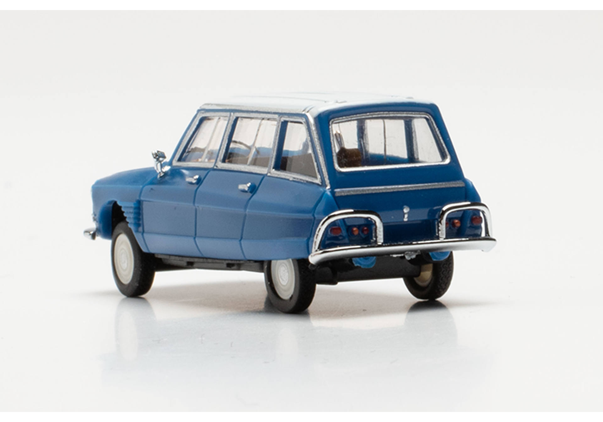 Citroen AMI 6 Break, gentian blue with white roof