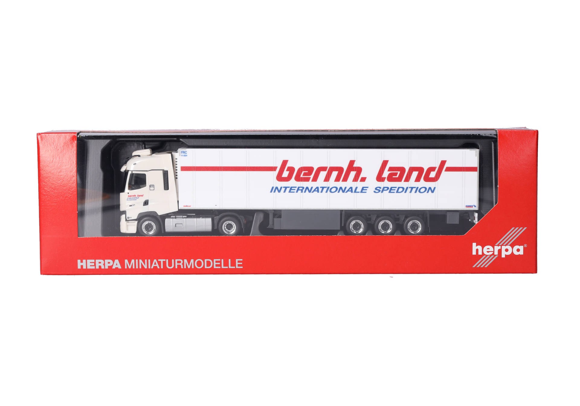 Renault T facelift refrigerated box semitrailer truck "Bernhard Land" (Lower Saxnoy/Eystrup)